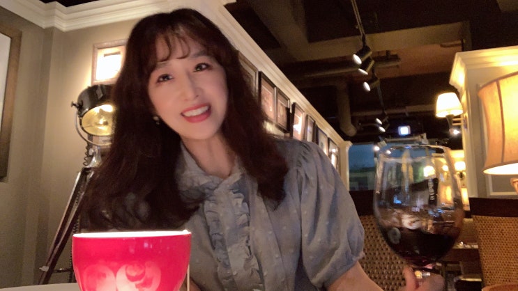  오늘도 먹방 일상( 3가지 떡볶이, 과거 비혼주의자의 결혼 기념일 외식, 설빙 메론빙수, 덕자네방앗간, 쓱배송, 맥 립스틱직구, mukbang 브이로그)