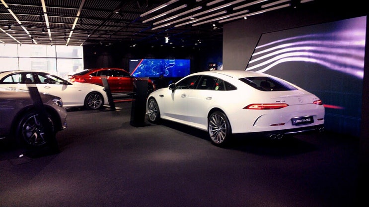  CLS의 상위 호환? 2020 메르세데스 벤츠 AMG GT43 4도어!