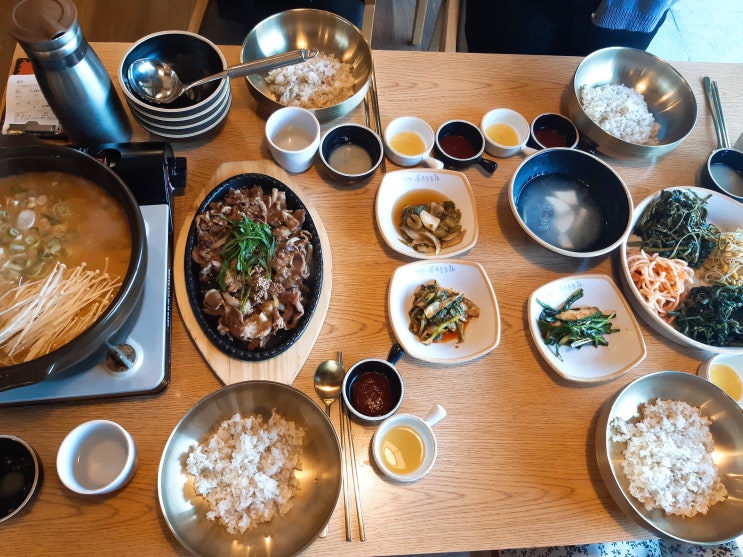  광교 앨리웨이: 동트는 농가