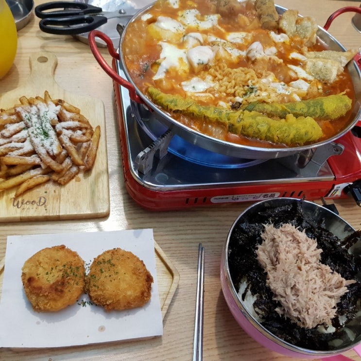 봉명동맛집  브라더떡볶이  봉명동떡볶이 허니버터감자튀김 집에서도생각나는분식 !