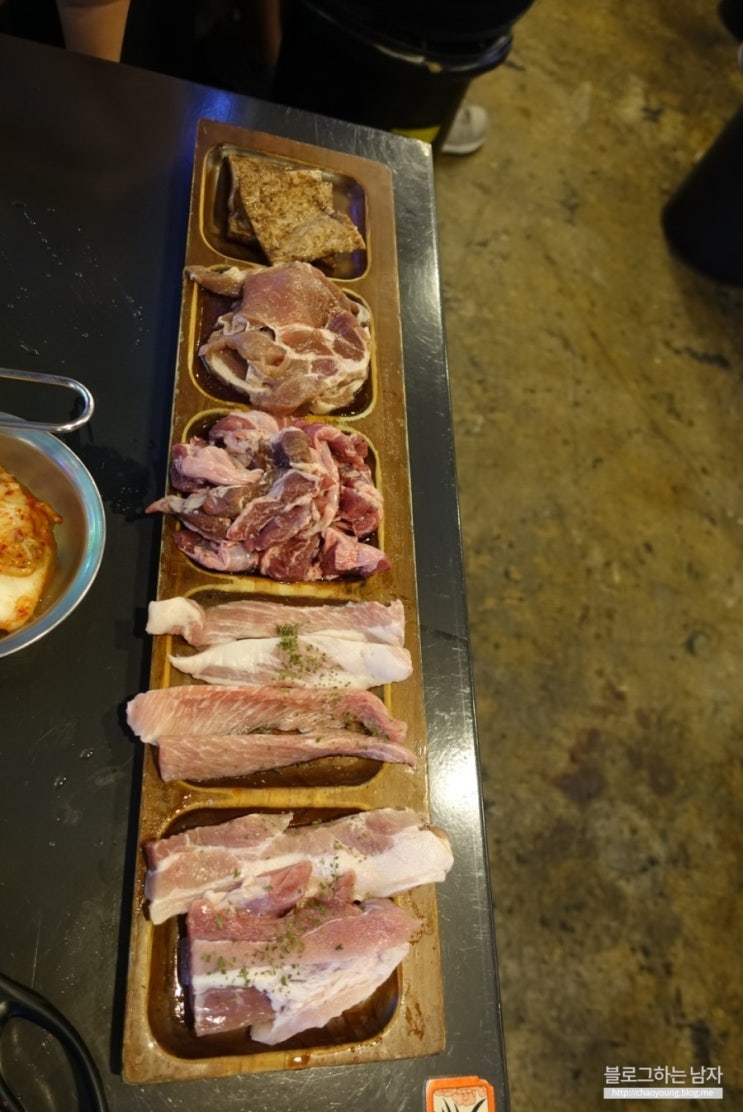  신천역 맛집 육병장 돼지고기 무한리필 