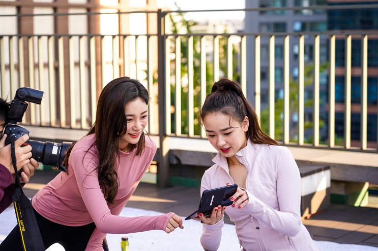  LG유플러스 V50S 런칭 기념 V어워즈 행사 볼거리가 넘쳐났다