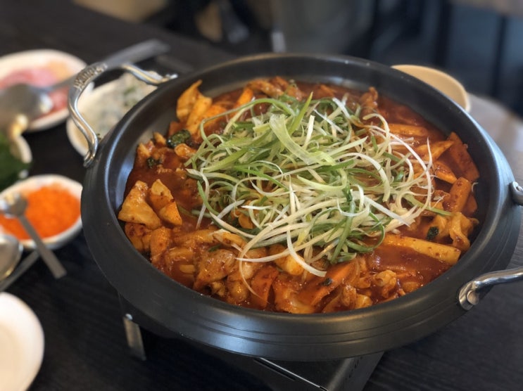  봉천역맛집: 작지만 매력있는 닭불고기 전문점, 드럼스틱