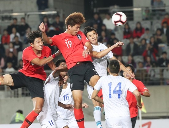 한국, 우즈베키스탄에 3-1 승리…오세훈 역전 결승골