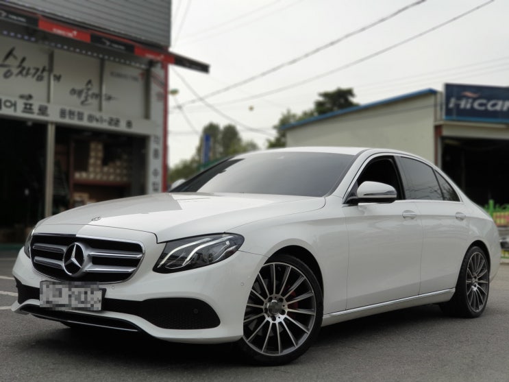  벤츠 E300 "중고 19인치 마차 레플리카 휠"&"금호타이어 엑스타PS91"  "벤츠전용 크롬 휠볼트" 작업기