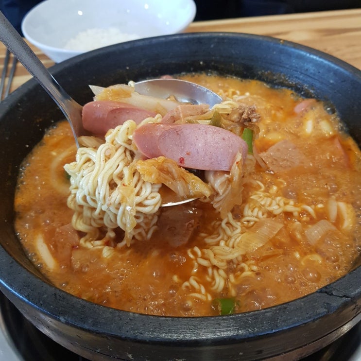  서수원 부대찌개 점심먹기 좋은 곳