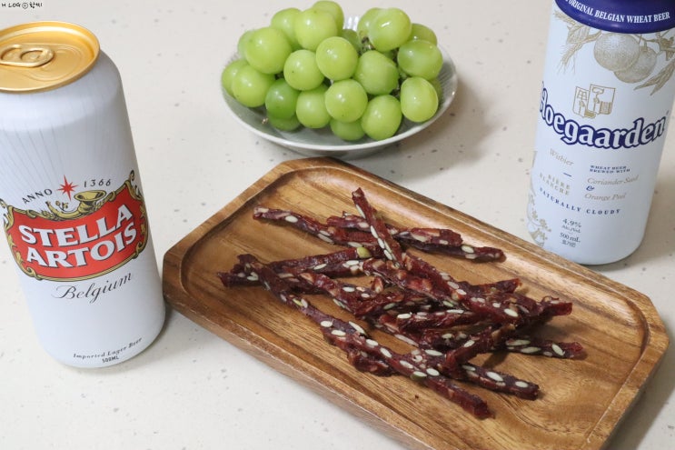  육포킹 견과육포라 더 맛있다