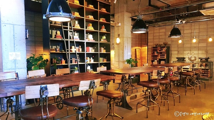  [춘천카페]카페 드 220볼트(Cafe de 220VOLT)독특한 외관과 커피맛이 좋았던곳