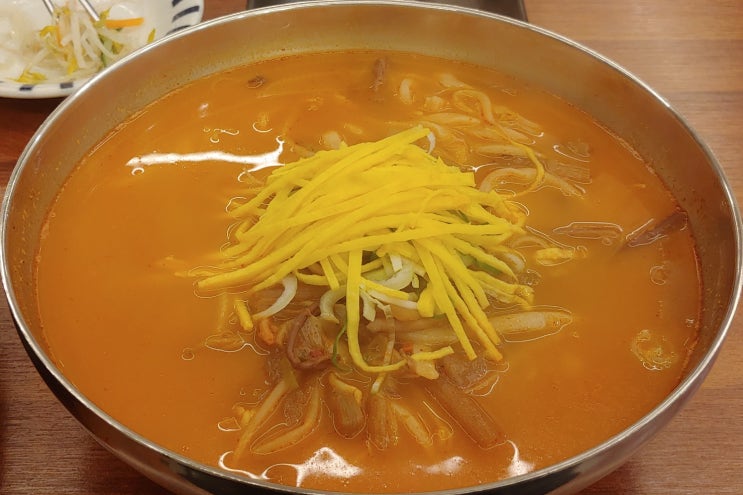  '자매밀방' 쌀쌀한날에 뜨끈한 육개장 칼국수 든든하게 먹어야지!
