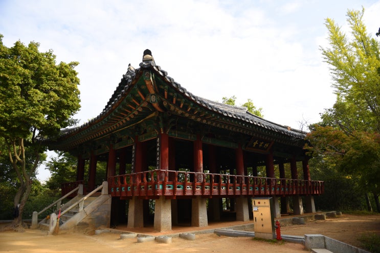  전주 한옥마을의 오목대 이목대 옥류벽화마을
