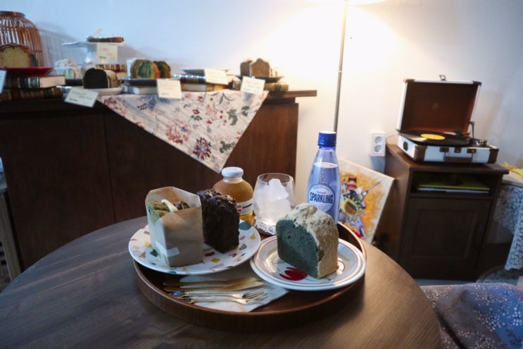  연남동빵집 88파운드! 인생파운드케익 맛봄 