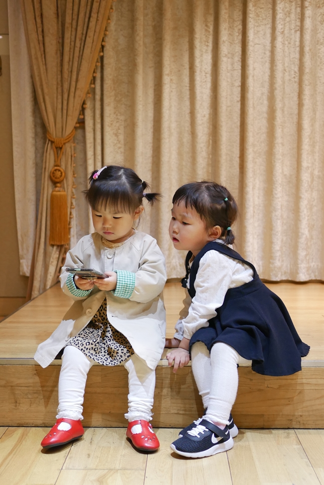  20191012_은비와 서형이의 휴대폰 놀이~