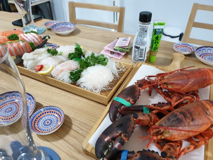  배고프지만 참고 써본다