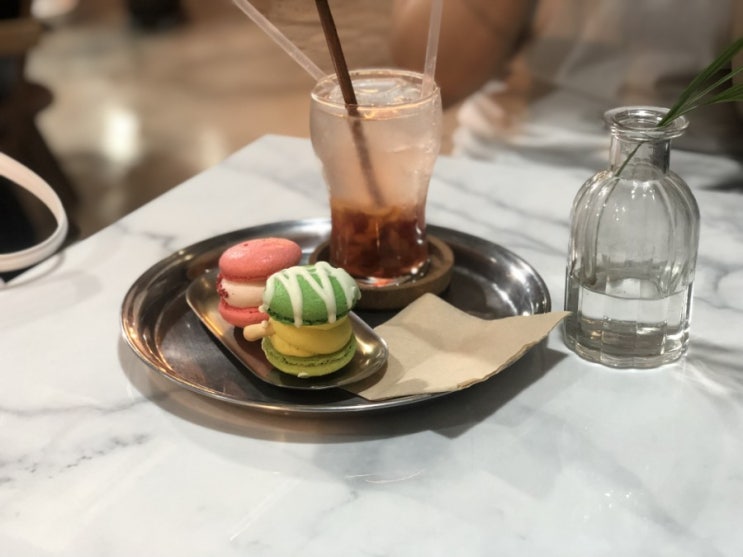  무실동 뚱카롱 맛집 - 예쁜 인테리어는 덤!