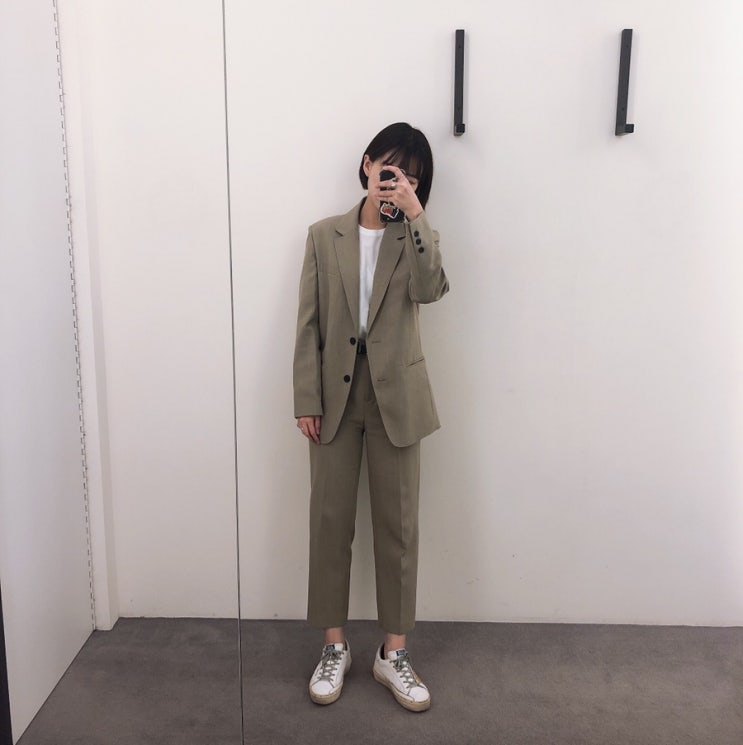  일상, 패션, 데일리, 데일리코디, 톰보이셋업, 여자투피스, 자켓, 슬랙스, 골든구스, 롱스커트셋업