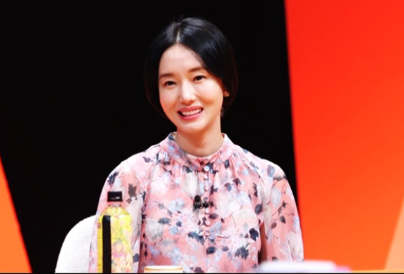  이정현 쿠션 자국없이 매끈한 피부표현 캣매코니 쿠션