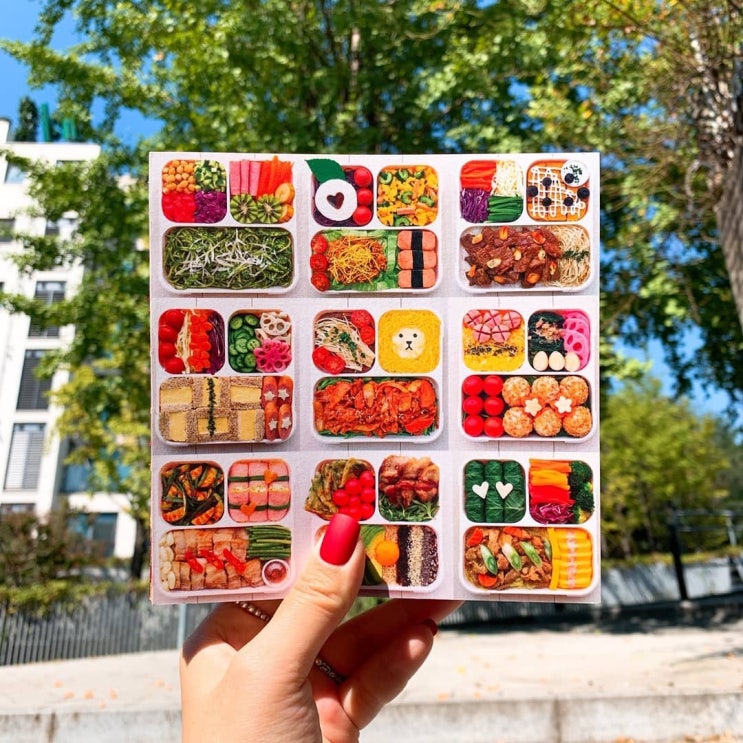  작가 데뷔! The Lunchbox 도시락 책 사주세욥️