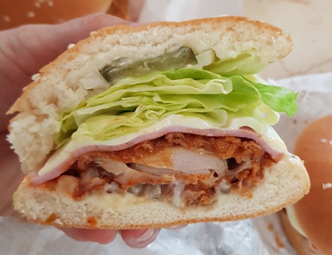  맘스터치 살사리코버거 매력적인 맛 후기