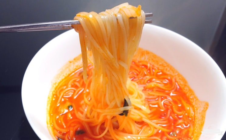  풀무원 사천식 마라 쌀국수! 바로 이 맛이야~