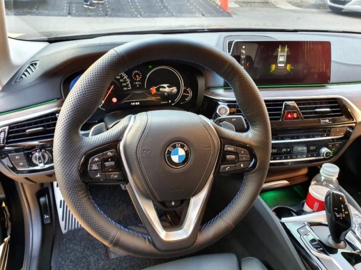 BMW530i 럭셔리플러스 핸들커버~:)