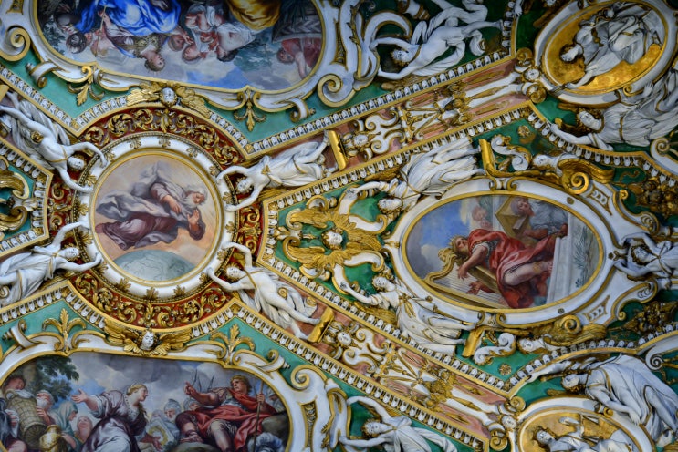  이태리 Bergamo의 Basilica di Santa Maria Maggiore 성당