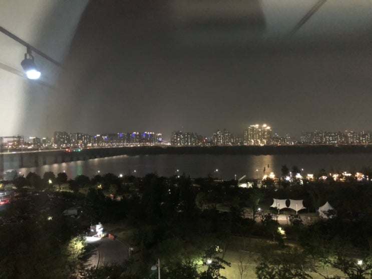  3년만의 교환학생 모임 in 여의도 파티룸 “파티썸” 모던룸