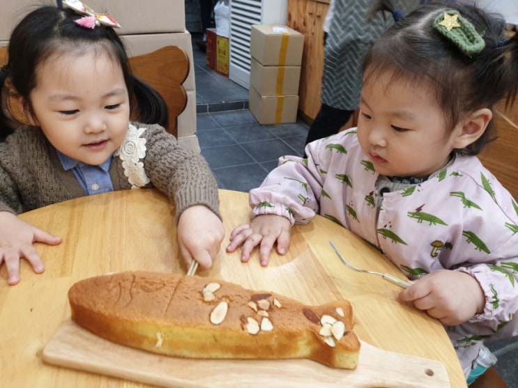  송도해수욕장 고등어빵 정말 맛있어요