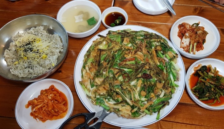 하남맛집 하남보리밥맛집 칼국수맛집 해물파전이 맛있는  몽촌토성보리밥손칼국수