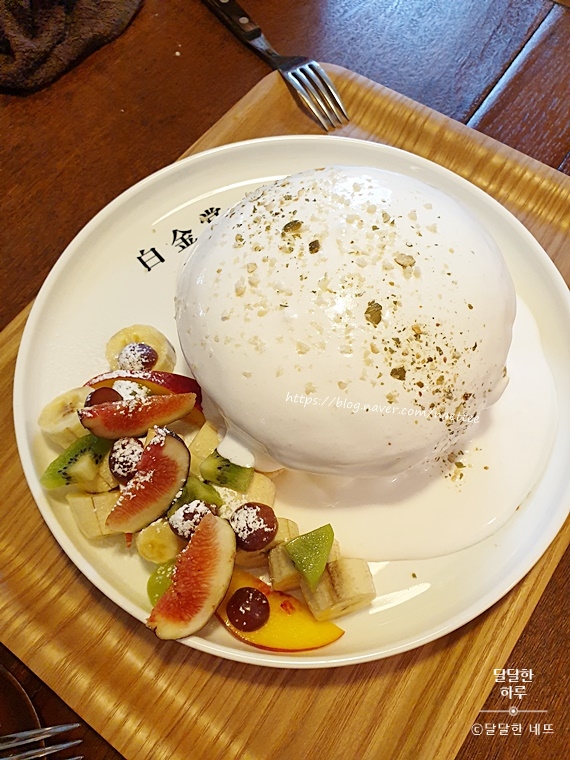  안산 백금당! 수플레팬케이크 맛있네요^^
