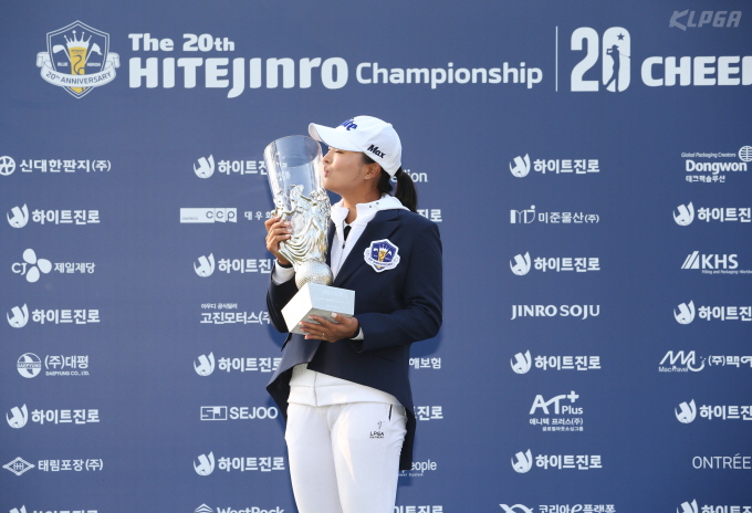 [KLPGA 하이트진로/KPGA 제네시스 챔피언십] 이번주 한국을 휩쓴 LPGA 랭킹 1위 고진영과 PGA 신인왕 임성재 우승 !!