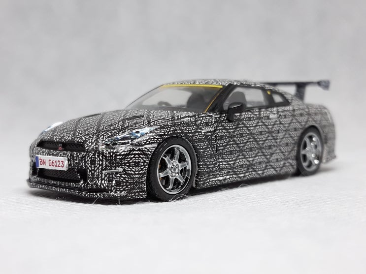 (1:64) [Tomica Limited Vintage Neo] Nissan GT-R Nismo N Attack Package