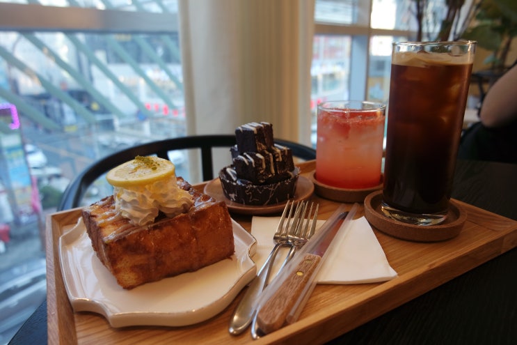  창원 상남동카페 구비베이커리에서 맛난 디저트!