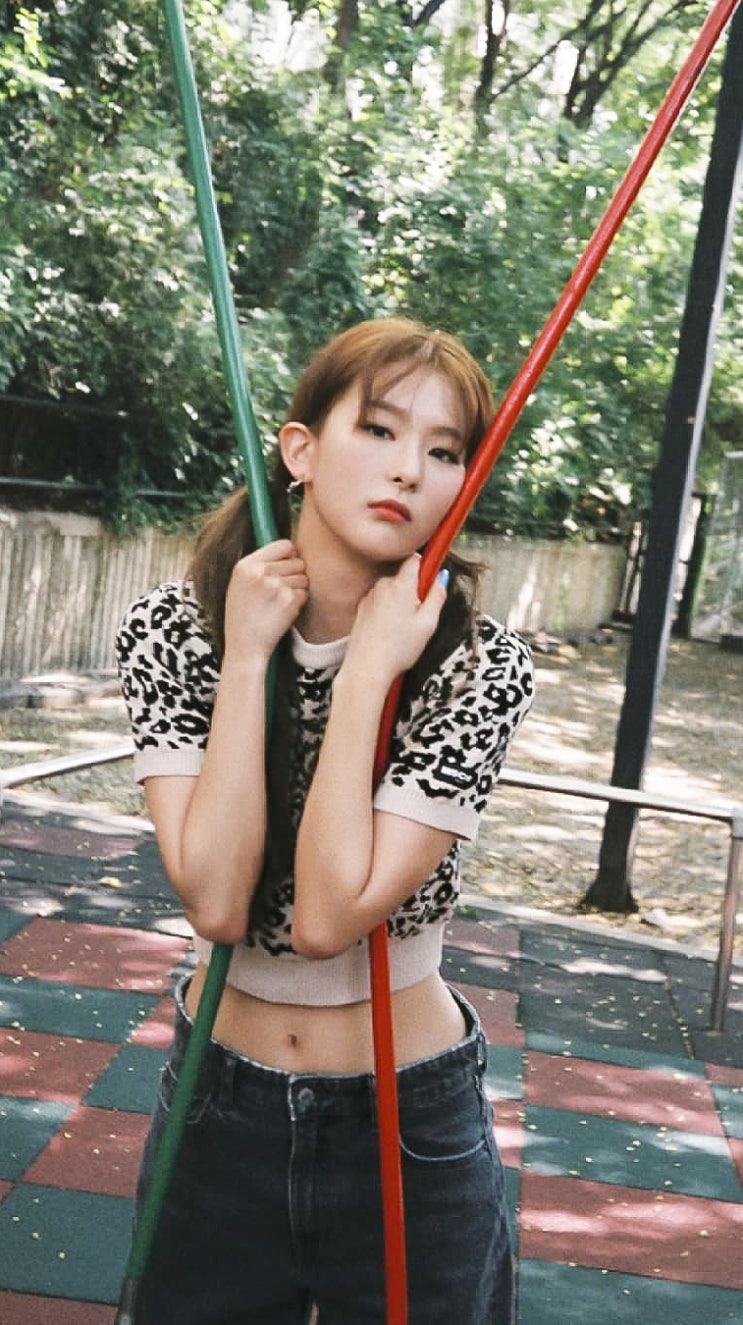  [ 레드벨벳 / 슬기 ] 191013 컨버스 코리아 인스타그램 슬기 3P