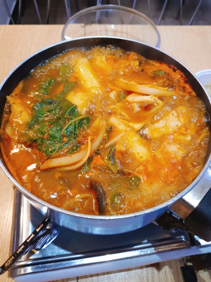  송파 순대전골 배달맛집 ‘영통진짜순대가”