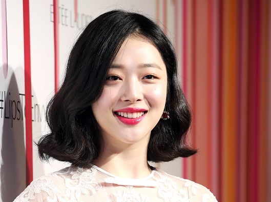  설리 자택서 숨진 채 매니저에 의해 발견...