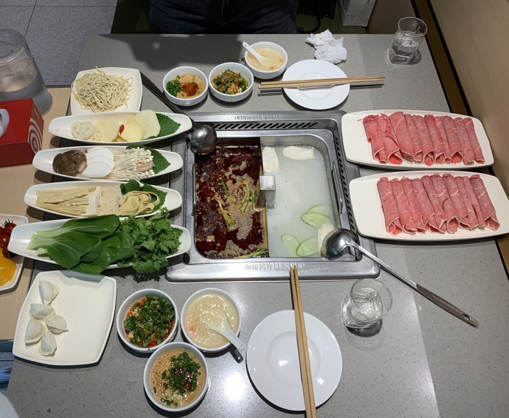  대학로 혜화역 하이디라오 훠궈를 먹으면 네일이 무료 서비스!