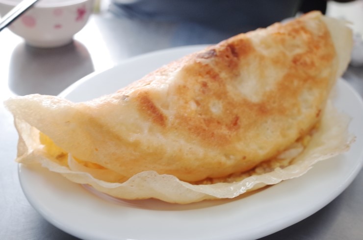  호치민 반쎄오, 떤딘성당 근처의 46A에서 정통의 맛을!