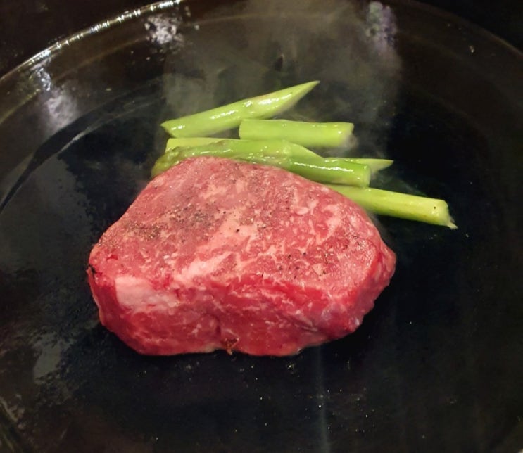  여의도 맛집, 살살 녹는 스테이크가 좋았던 도쿄 등심