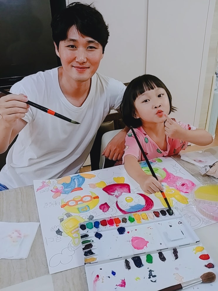  [엄마표 미술놀이] 뽀롱뽀롱 뽀로로 수채물감 색칠놀이 / 지점토 만들기와 색칠놀이
