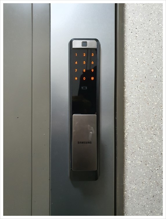  수원시 정자동 에쓰케이스카이뷰 삼성지문인식도어락설치 대세는 iot