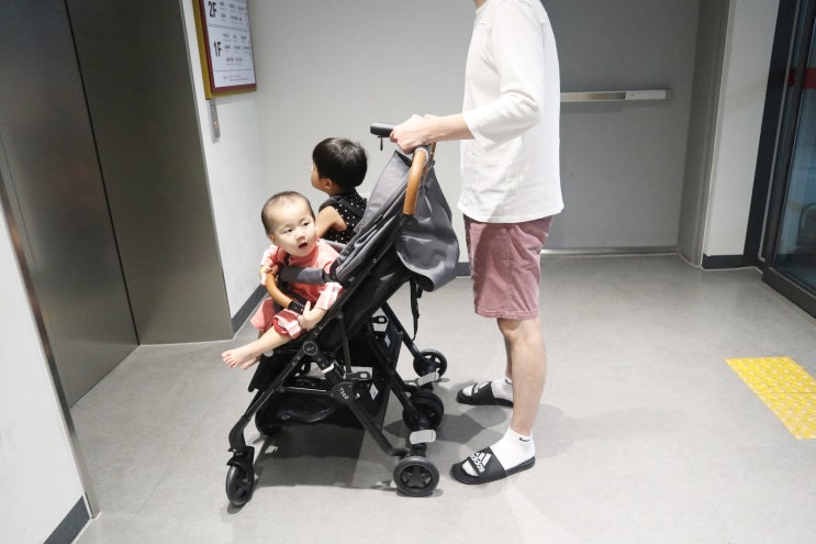  연년생 유모차 엘레니어 뉴 티크듀오 딱 좋아