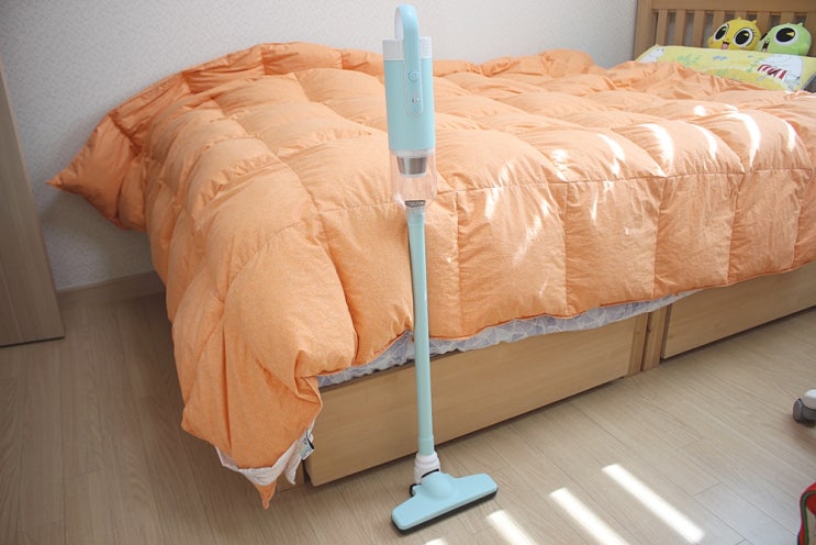  원룸청소기 방까지 화사해진 강력한 흡입력 벤투스V5