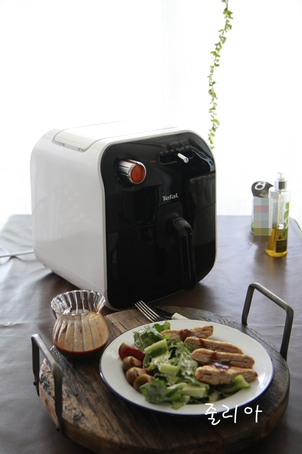  만능 에어프라이어 또띠아피자만들기 테팔(Tefal) 로우 팻 프라이어 프라이딜라이트