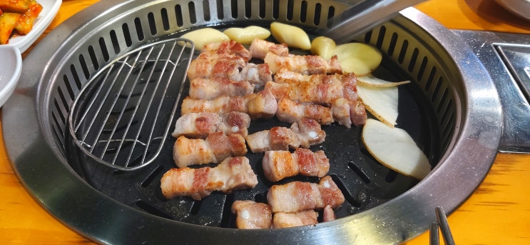 [가산디지털/맛집]가산디지털단지역 맛집 두껍삼에서 육즙흐르는 JMT 삼겹살 리얼 후기 / 가디 삼겹살 맛집