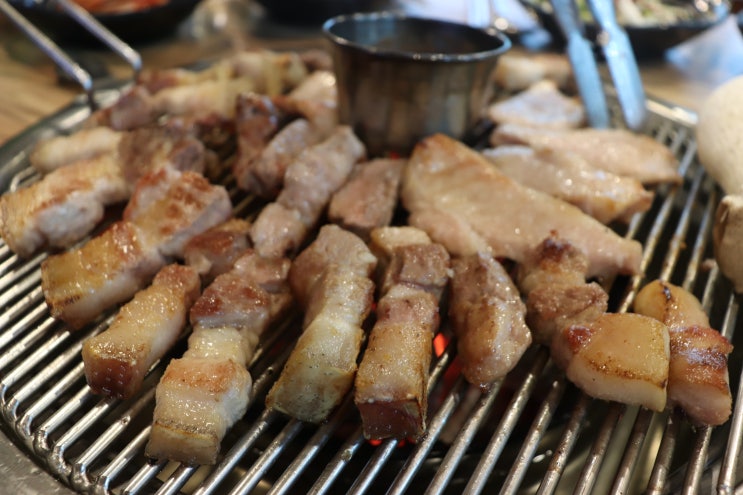  제주 카멜리아힐 맛집, 제주 흑돼지맛집, 부드러운 고기 덕수아이흑돼지