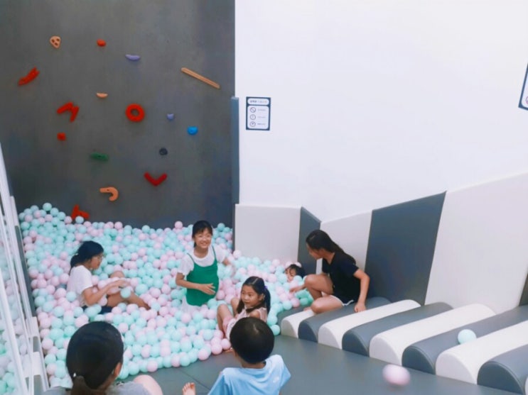 [신도림] 아이들과 가볼 만한 곳, 초등학생도 즐겁게 놀 수 있는 주니어 카페 점핑 몬스터^^*