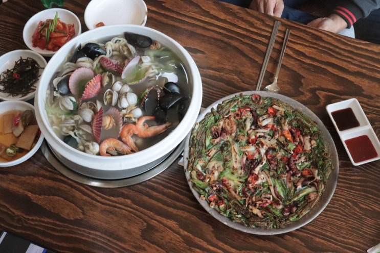 성서맛집 홍이네대왕조개전골 대구칼국수맛집 모임장소로 제격