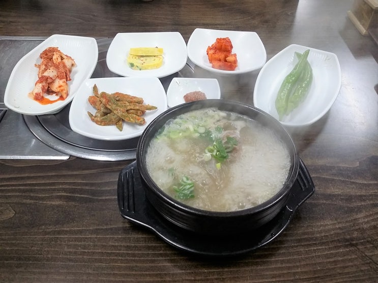 [논산맛집] 집밥이 그립다면,, 건양대옆 금복식당에서 왕갈비탕을~