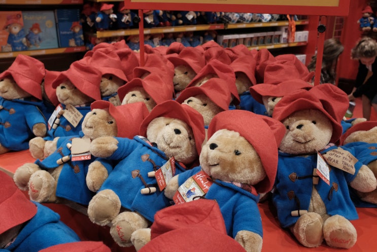  런던여행 09. Piccadilly circus, Hamleys, 맥도날드 치킨랩, Disney store, Selfridge, Paul Smith, Malson bertaux