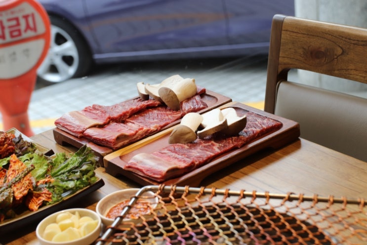  김포공항 맛집 2인분 받고 1인분 더!